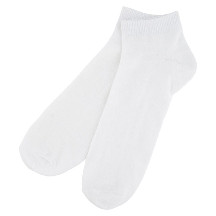 Men's 3 pack trainer socks in white on a white background