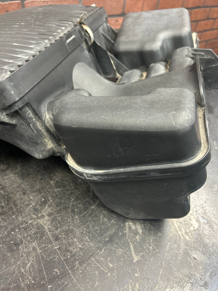 07-10 PONTIAC SOLSTICE GXP/SATURN SKY RL 2.0L AIR CLEANER INTAKE BOX DUCT TUBE