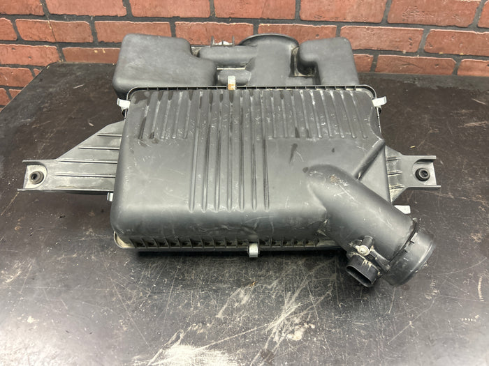 07-10 PONTIAC SOLSTICE GXP/SATURN SKY RL 2.0L AIR CLEANER INTAKE BOX DUCT TUBE