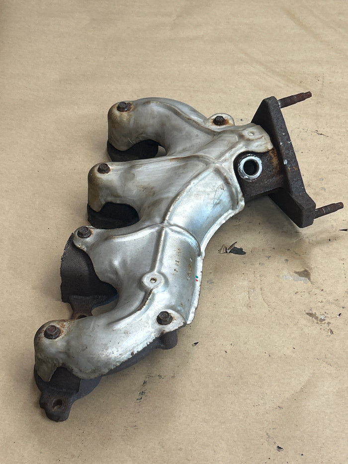 2001-2002 Camaro Trans Am Firebird LS1 Right Left Exhaust Manifolds Pair 5.7 86K