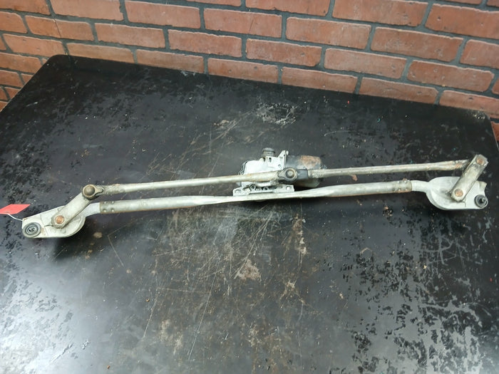 2005-2009 Chrysler 300 Windshield Wiper Motor & Linkage 04005711aa