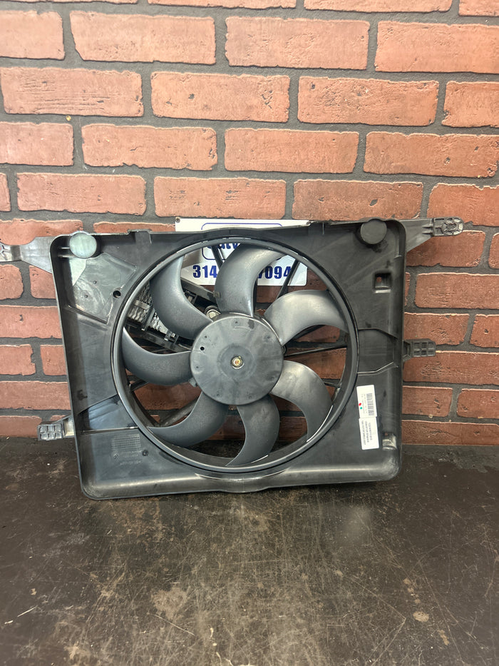 2006-2010 Pontiac Solstice/Saturn Sky Radiator Fan Motor Shroud Assembly OEM