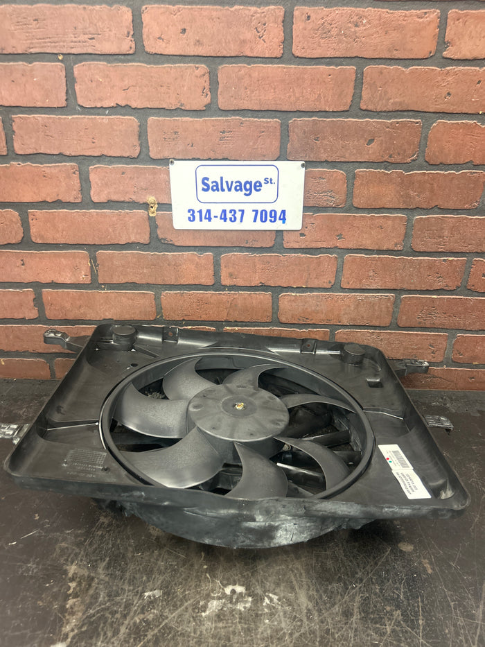 2006-2010 Pontiac Solstice/Saturn Sky Radiator Fan Motor Shroud Assembly OEM
