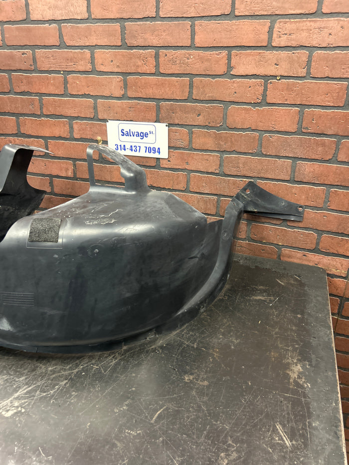 2006–2009 Pontiac Solstice Rear Right Fender Liner Splash Shield OEM GM 25797154