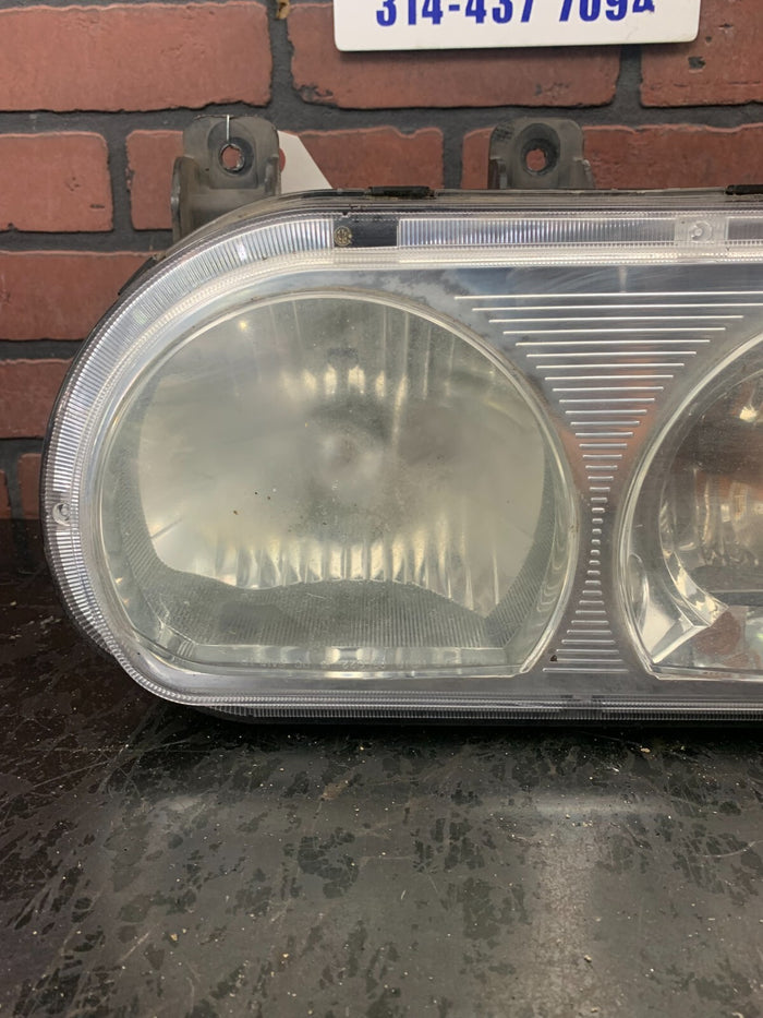 2008-2014 DODGE CHALLENGER LEFT SIDE/DRIVER SIDE HEADLIGHT LAMPLIGHT OEM