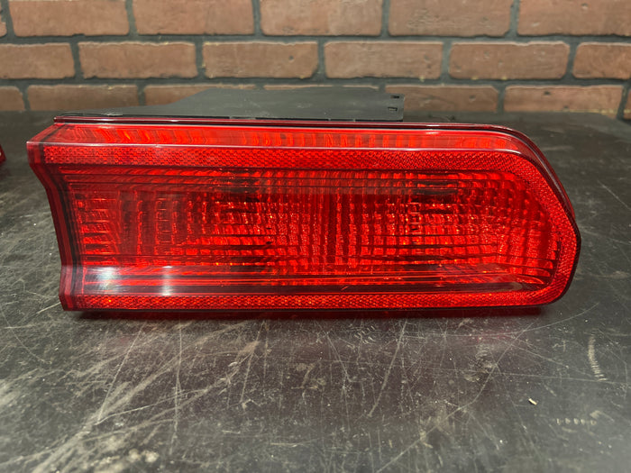 2008-2014 DODGE CHALLENGER RIGHT LEFT TAILLIGHT LAMP SET PAIR OEM 05028780AB