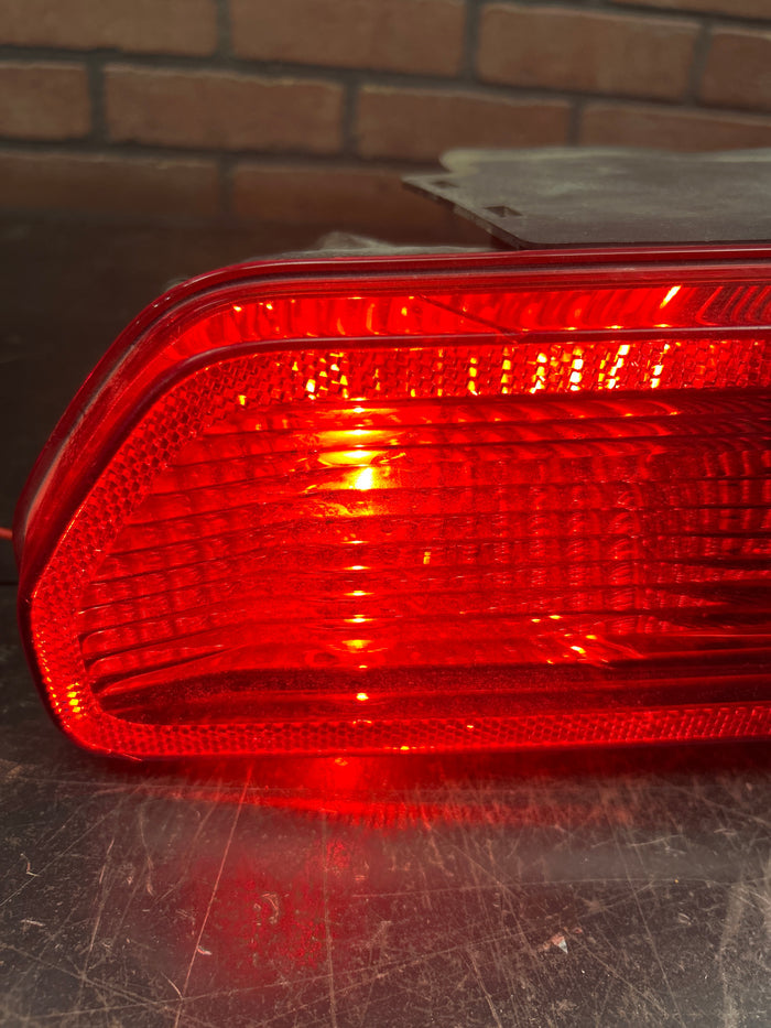 2008-2014 Dodge Challenger SRT8 Left Right Tail Light Lamp Set Pair OEM
