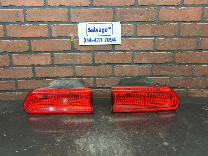 2008-2014 Dodge Challenger SRT8 OEM Left Right Taillight Lamp Set Pair