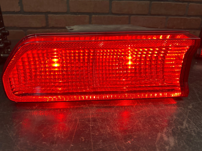 2008-2014 Dodge Challenger SRT8 OEM Left Right Taillight Lamp Set Pair