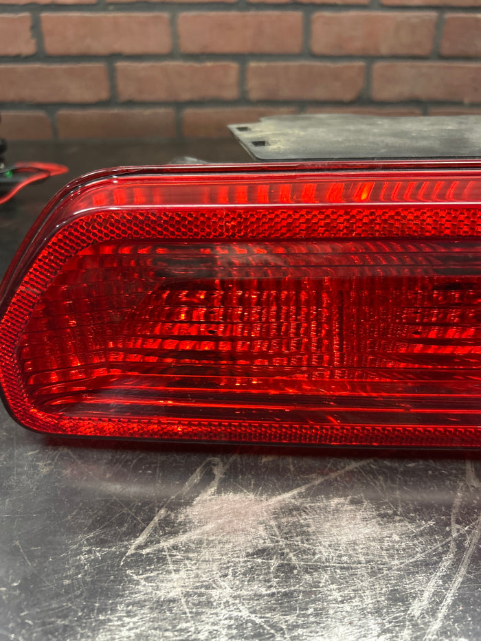 2008-2014 Dodge Challenger SRT8 OEM Left Right Taillight Lamp Set Pair