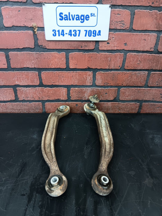 2009 Dodge Challenger SRT8 Rear Lower Suspension Control Arm LH & RH Set