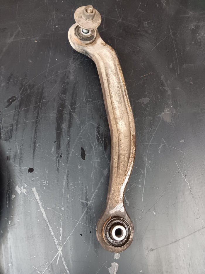 2009 Dodge Challenger SRT8 Rear Lower Suspension Control Arm LH & RH Set