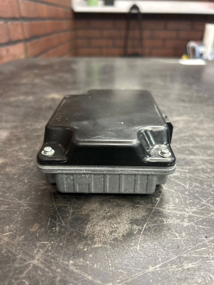 2011 - 2023 JEEP GRAND CHEROKEE POWER INVERTER CONVERTER MODULE 05026486AA OEM