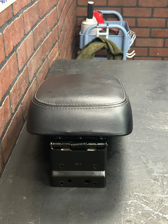 11-23 Dodge Charger Chrysler 300 Center Console Leather Black Armrest Lid OEM