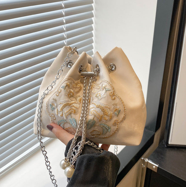 CL1295 - Elegant Tassel Round Messenger Bag