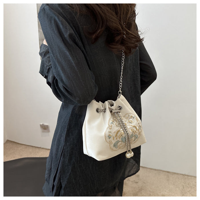 CL1295 - Elegant Tassel Round Messenger Bag