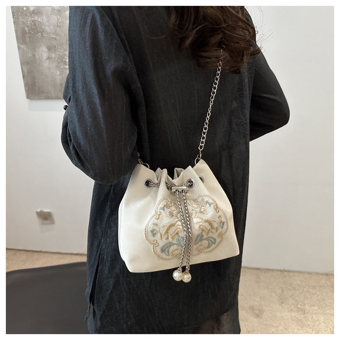CL1295 - Elegant Tassel Round Messenger Bag