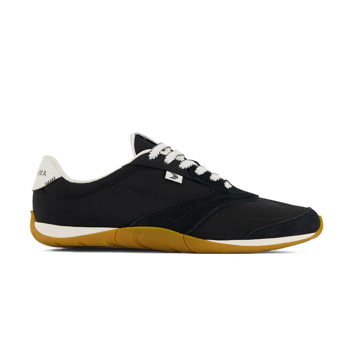 Zapatilla Cariuma Women SUTAI Nylon Suede Gum Black