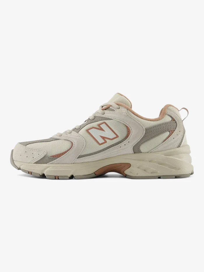 Zapatillas New Balance 530 Gris Crudo Rosa